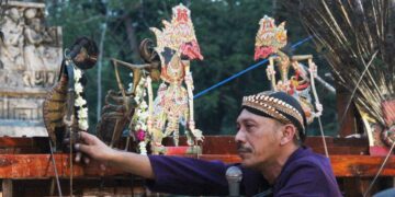 Cerita Panji, Siapa Peduli?