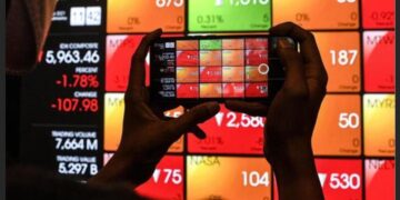 IHSG Menghijau di Sesi 1, Sektor Migas Catat Kenaikan