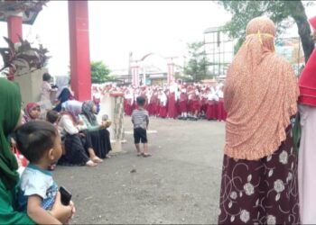 Hari Pertama Sekolah: Sekolah di Kampung Lebih Keren