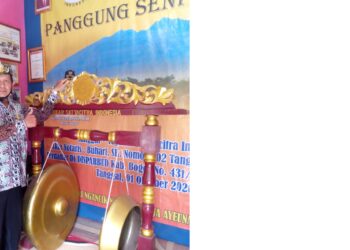 Puisi Burung Gagak Kembar