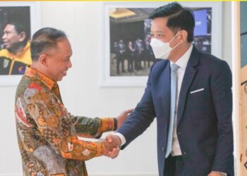 Menpora Zainudin Amali Bertemu Alvin Tan Bahas Kerja Sama Ketenagakerjaan Hingga Pertukaran Pemuda