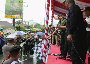 Perwakilan Pemuda Dari 34 Provinsi Meriahkan Parade Pakaian Adat Nusantara