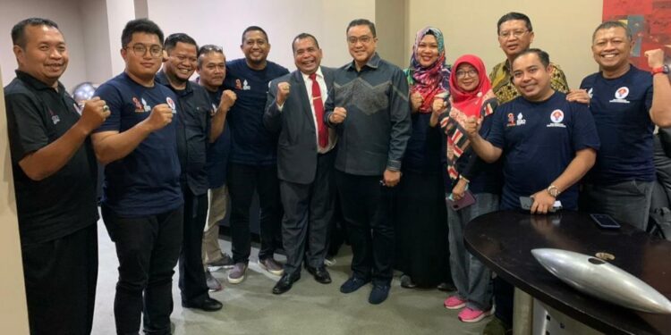 Wakil Ketua Komisi X DPR Dede Yusuf Macan Effendi bersama Jajaran dari Kemenpora