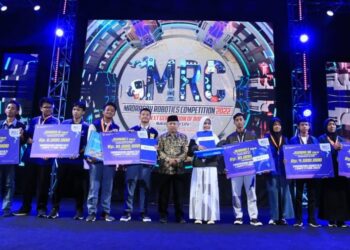 Siswa MAN 1 Kota Bandung Juara MRC 2022 di Hari Guru Nasional
