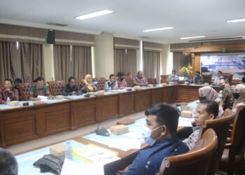 Kepala BAPPEDA Kutim Noviari Noor Buka Acara FDG II RP2KPKPK