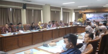 Kepala BAPPEDA Kutim Noviari Noor Buka Acara FDG II RP2KPKPK