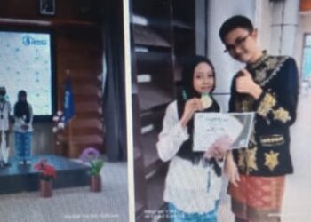 Herni Khairunisa dan Hana Nur Aulia Masuk Final Olimpiade Biologi Indonesia (OBI) 2022