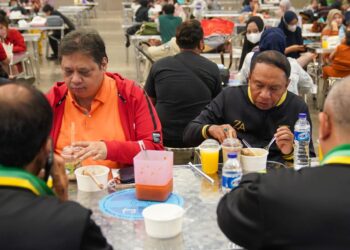 Dua Menteri Jokowi Makan Malam di Hall 8 ICE BSD Tangerang
