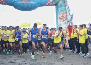 Kemenpora Gelar Beach Trail Run Di Pelabuhan Ratu Sukabumi