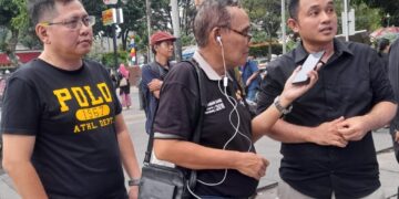 SENJA BERPUISI DI TIM: Perkenalkan Sastra Untuk Anak Muda