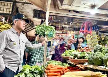 SIDAK PASAR TRADISIONAL, DICKY SAROMI: STOK PANGAN JELANG LEBARAN DIPASTIKAN AMAN