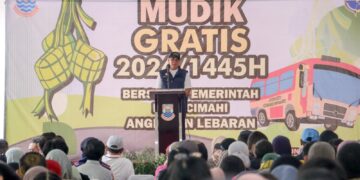 Pj. WALI KOTA CIMAHI LEPAS PESERTA MUDIK GRATIS 1445 H/2024