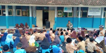 Sabtu Literasi: Perpustakaan MI Hegarmanah “Merekam Sidik Jari”