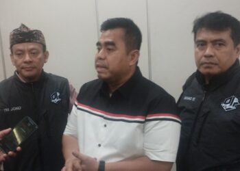 Sekjen DPP  AMPHURI Terima Award Pro Jurnalismedia Siber