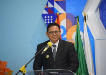 Hadiri Sidang Senat UMMI, Pj Walikota Sukabumi Ingatkan Peran Penting Univeritas Dalam Menyongsong Indonesia Emas