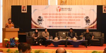 Pj Bupati Cirebon Ingatkan Paslon dan Tim Harus Taat Aturan