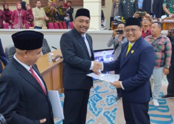 Pernah Jadi Supir Pribadi, Anton Dilantik Jadi Dewan