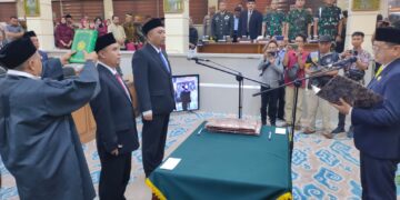 Dua Anggota PAW DPRD Kota Cirebon dari PAN dan PDI-P Dilantik