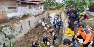 Pasca Banjir, Pemkot Bersih-bersih Sungai