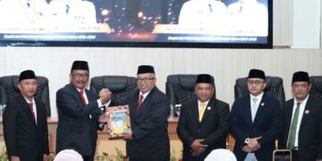 DPRD Sukabumi Kawal Transisi, Asep Japar Resmi Menjabat