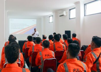 KAI Beri Pelatihan PJL, Garda Terdepan Keselamatan di Perlintasan KA