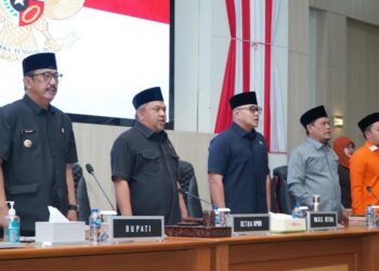 Bupati Sukabumi Jawab Pandangan Fraksi Soal Pajak Daerah