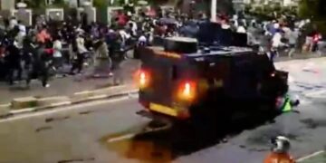 Pengemudi Ojol Terlindas Rantis Brimob Saat Aksi di DPR, Pemerintah dan Brimob Minta Maaf