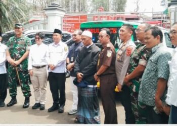 Wakil Ketua DPRD Sukabumi Hadiri Penyerahan Ambulans dan Alkes untuk Baznas