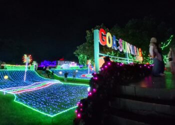 Wisata Malam Cirebon Kian Berwarna: Lumi Land di Goa Sunyaragi Jadi Magnet Wisatawan