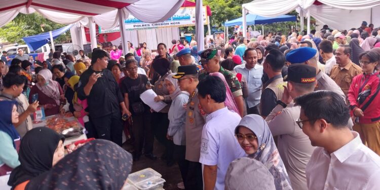 GPM Polres Cirebon Kota diserbu ribuan warga