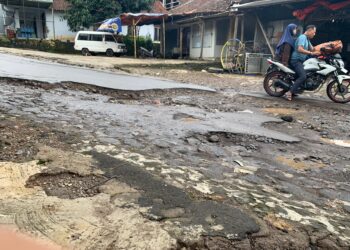 Wakil Rakyat Dinilai Mandul dan Abai, ASPECS Soroti Jalan Rusak Halimpu – Wangkelang
