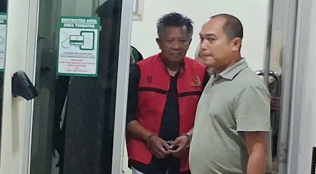 Korupsi Rp17,3 Miliar, Dirut dan Dua Pejabat BPR Bank Cirebon Resmi Ditahan Kejaksaan