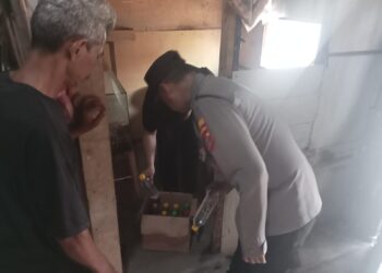Gelar Patroli Mobile, Polisi Amankan Pengamen Pengedar Miras di Kota Cirebon