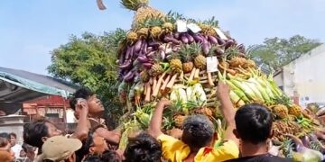 Warga Astanamukti Gelar Sedekah Bumi, Gegunungan Hasil Bumi, Jadi Rebutan