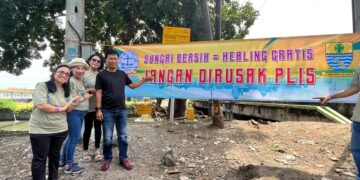Kompak, Pemkot dan PGIS Bersih-Bersih Bantaran Sungai Sukalila