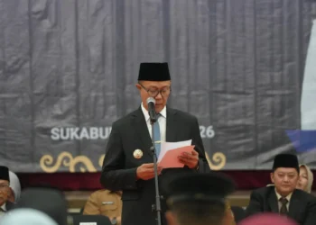 Wali Kota Sukabumi Lantik 102 ASN, Soroti Beban Belanja Pegawai dalam APBD