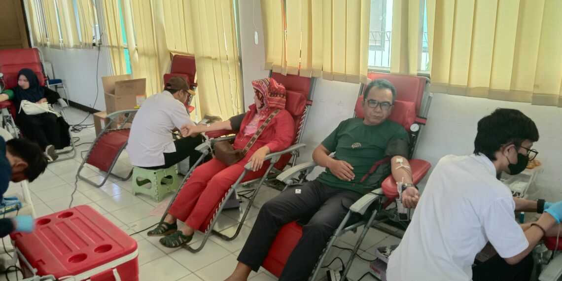 Relawan PMI Pangalengan Gelar Donor Darah, 71 Kantong Darah Berhasil Dikumpulkan