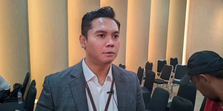Kepala Otoritas Jasa Keuangan (OJK) Cirebon Agus Muntholib.