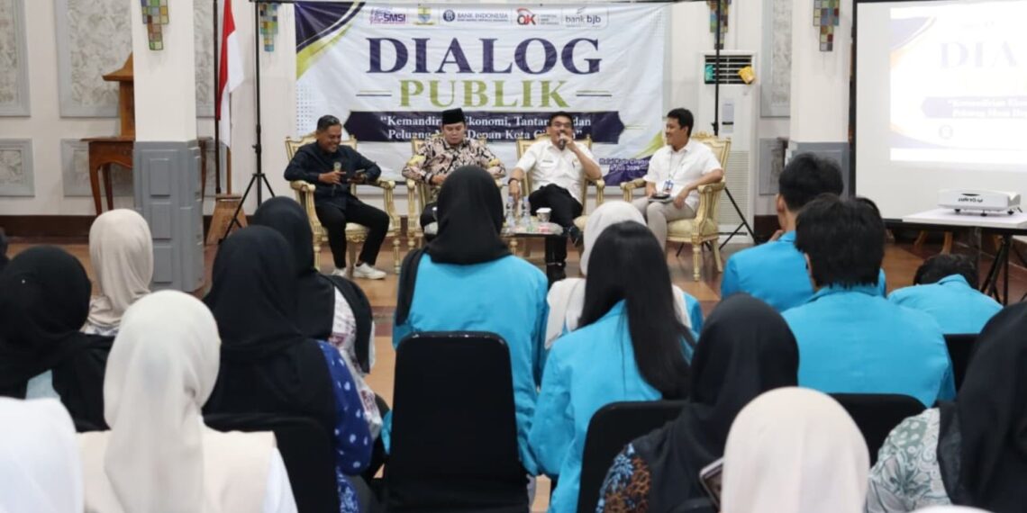 SMSI Gelar Diskusi Publik Literasi Keuangan, Libatkan Mahasiswa