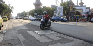 Manfaatkan Dana Bantuan Pemprov Jabar, Pemkot Cirebon Pacu Perbaikan Jalan Kartini