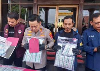 Polres Cirebon Kota Ringkus Residivis Obat Keras, 9.700 Butir Pil Disita