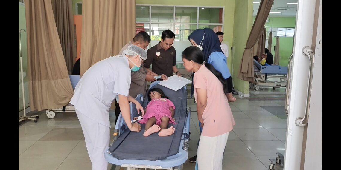 Delapan Rumah Sakit Dikerahkan Tangani 264 Korban Keracunan MBG, Mayoritas Anak-anak