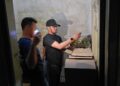 Polisi Bongkar Penjualan Ratusan Botol Miras di Panjunan