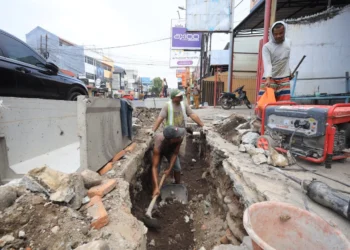 Sebelum Musim Hujan, Pemkot Cirebon Gencar Perbaiki Drainase